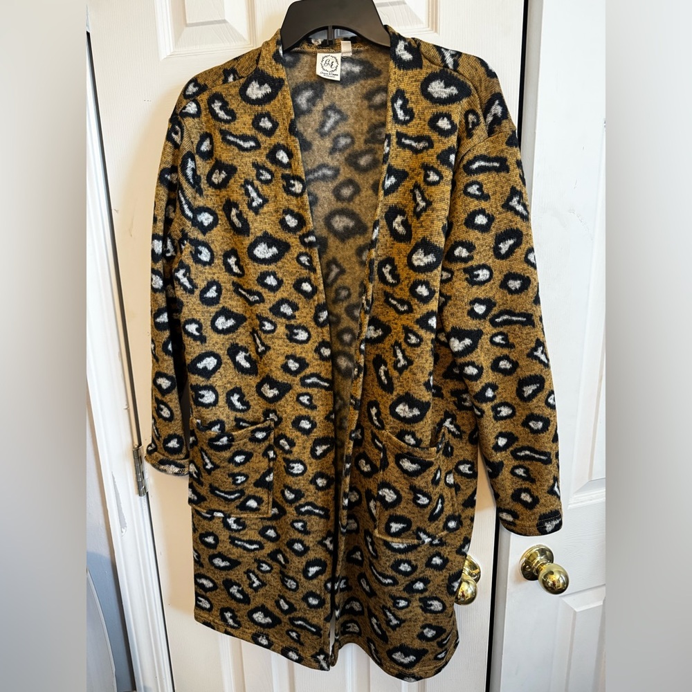 Stylish Leopard Print Cardigan